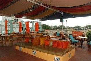 Guest House Nomadas Hostal restaurant 2